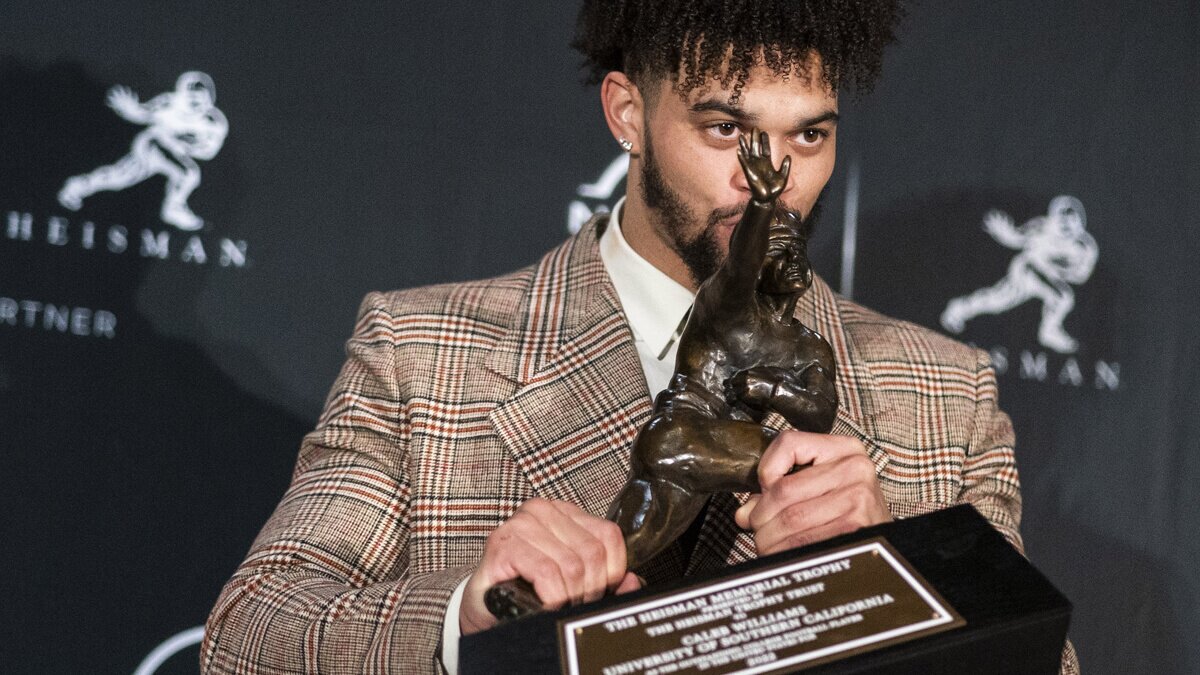 2023 PFF College Football Award Predictions: Jordan Travis takes home the  Heisman Trophy, College Football