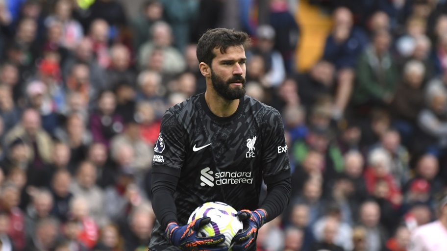 Bayern Ready for Neuer Departure, Look to Liverpool’s Alisson